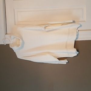 Like New Turtle Neck Sweater
